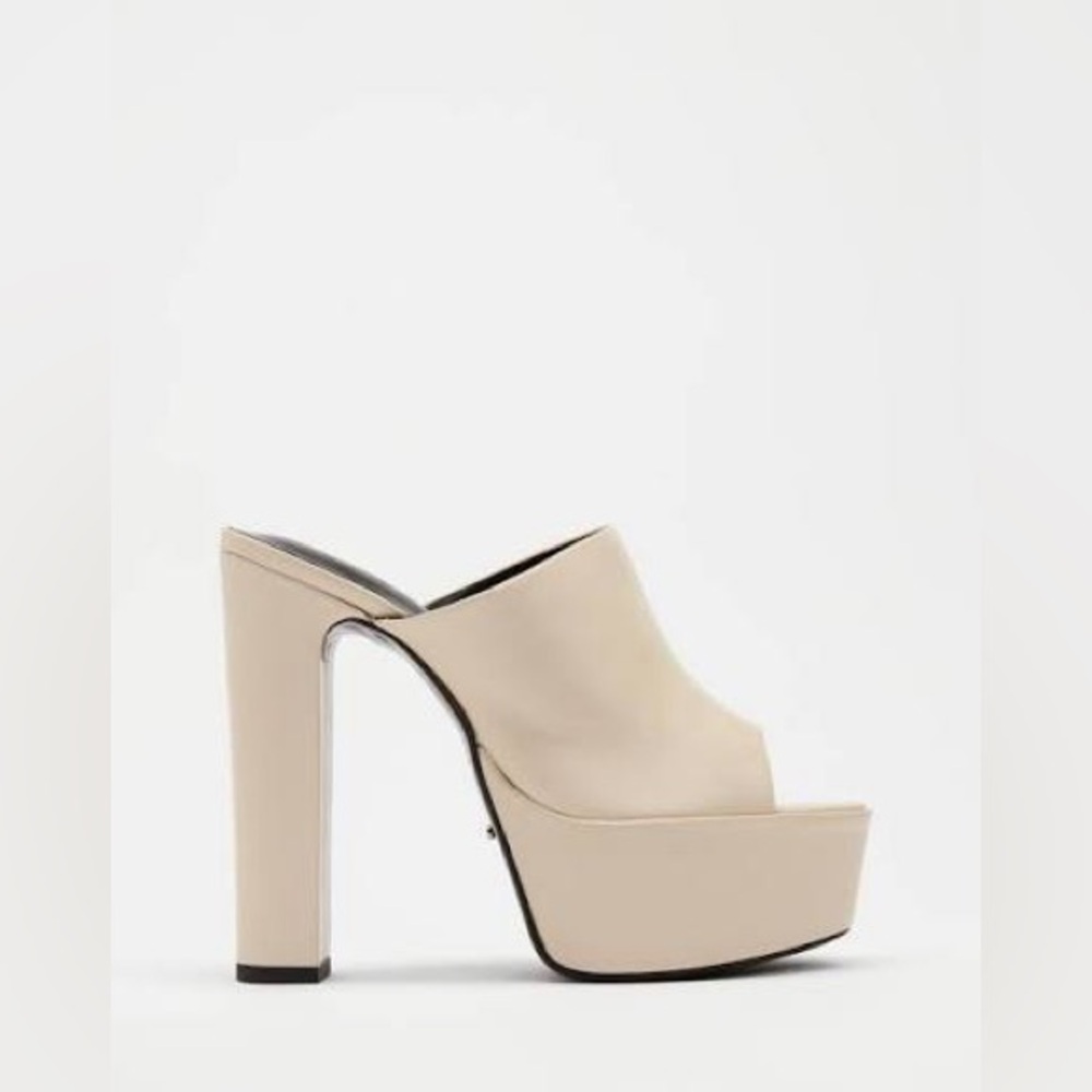 Tony Bianco Jammie Platform Mule Heels Vanilla Nappa Size 5.5